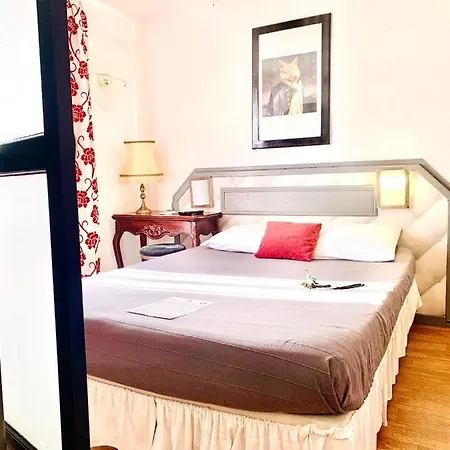 Paul Riquet Отель Безье