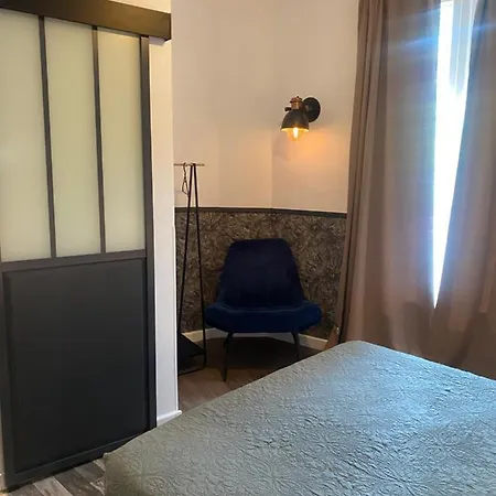 Отель Paul Riquet *